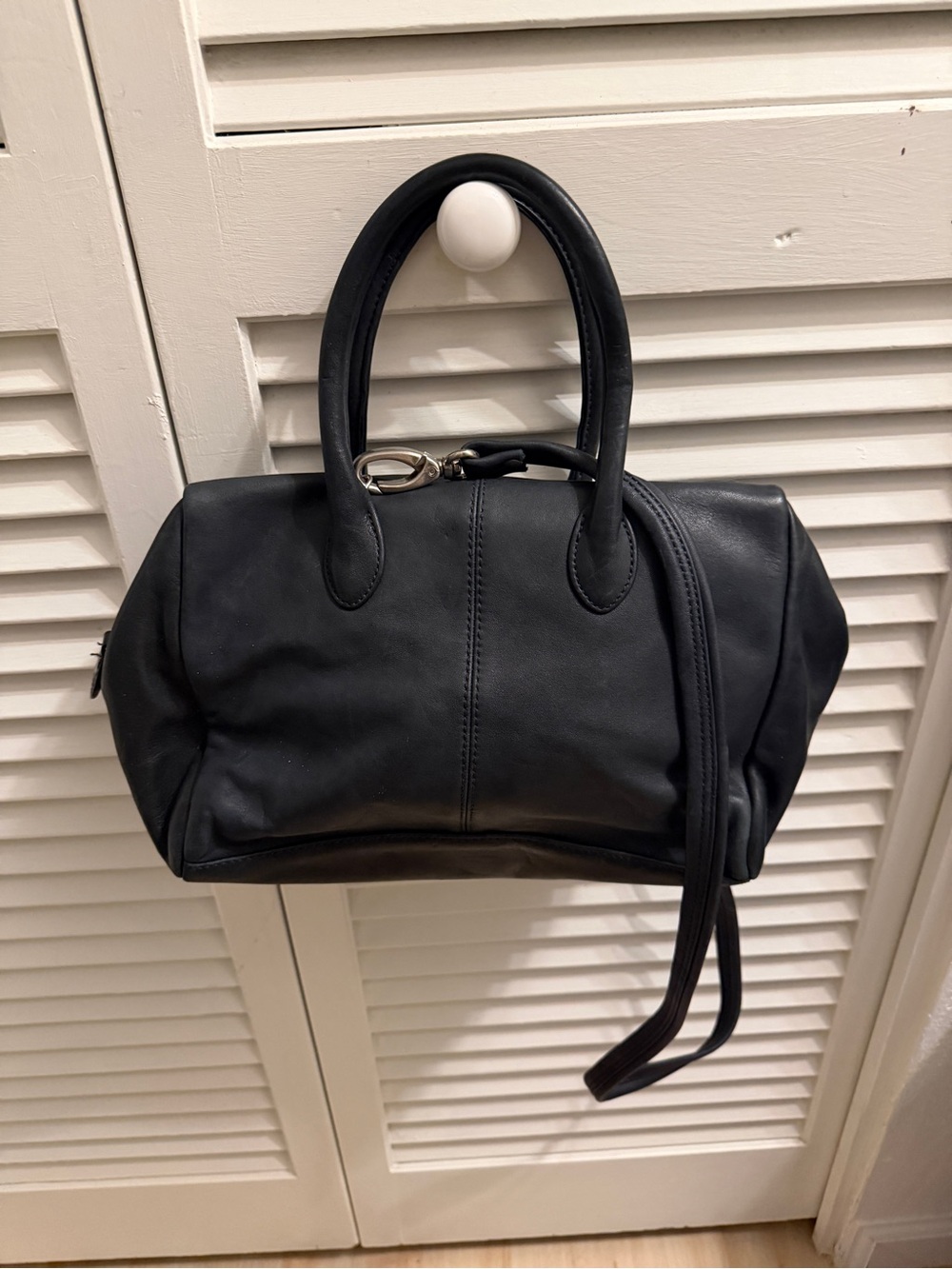 Vintage Everyday Navy Leather Top-Handle Bag